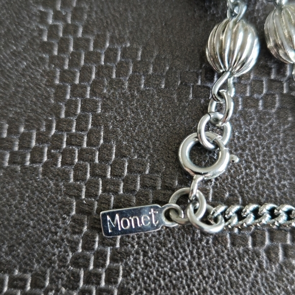 RARE MONET 1966s BOHEMIA COLLECTION Elegant Silver Beaded Long Necklace - Picture 3 of 7